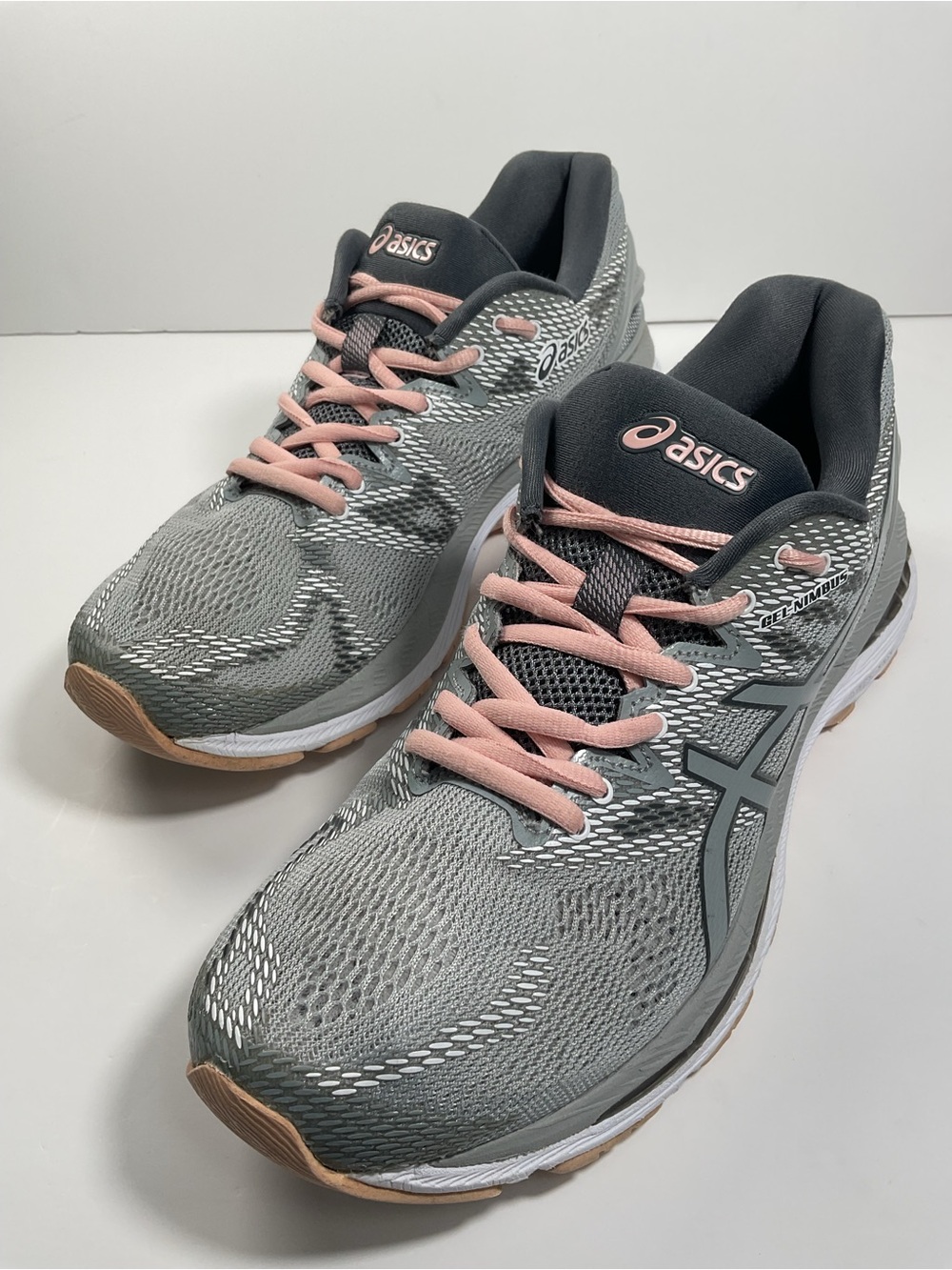 ASICS Gel Nimbus 20 Women’s Size 9 Gray Pink Running Athletic Shoes T850N - Picture 2 of 10